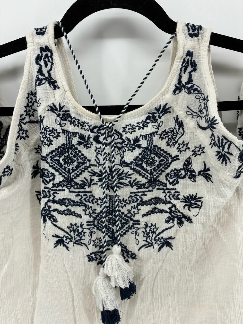 H&M Coachella White Blouse with Blue Floral Embroidery - Picture 3 of 9